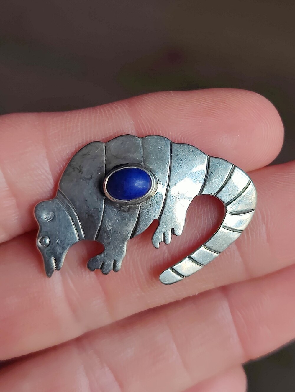 Vintage Sterling Native American Lapis Lazuli Armadillo Brooch - Picture 3 of 5